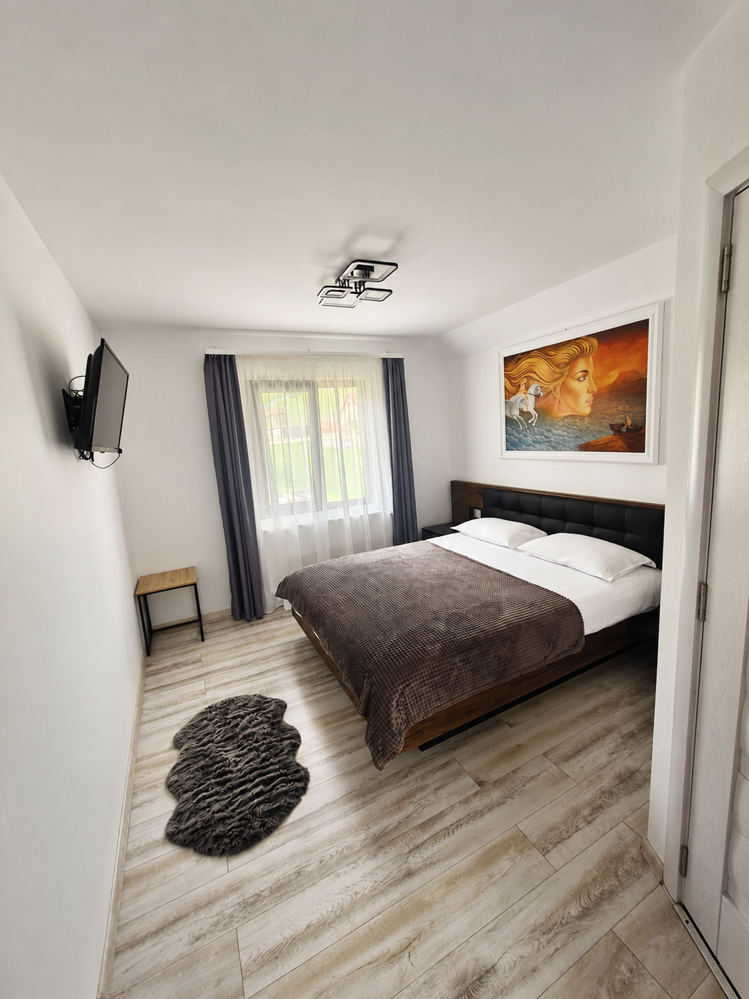 Pat cu decor cald